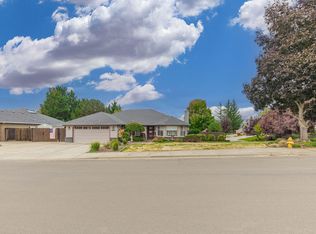 5625 Cherry Ln, Medford, OR