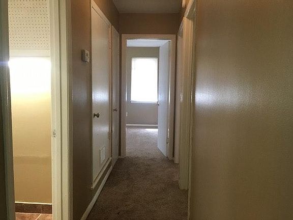 3rd image of 4873 Brentdale Ave