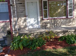 22092 Normandy Ave, Eastpointe, MI 48021