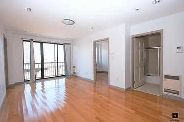 Rented by R New York