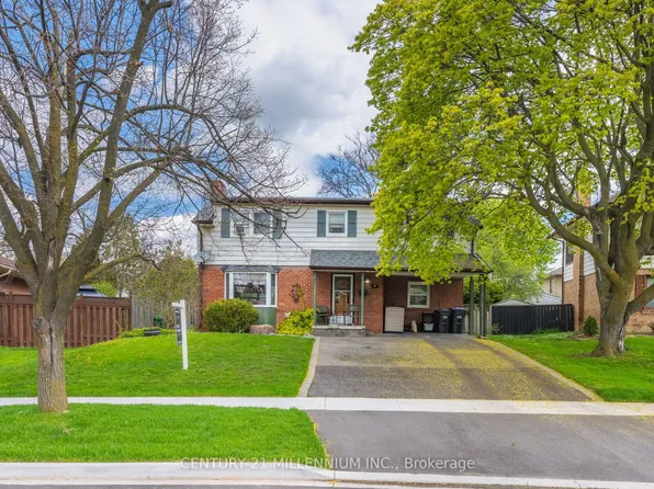 9 Crestview Ave, Brampton, ON L6W 2R7