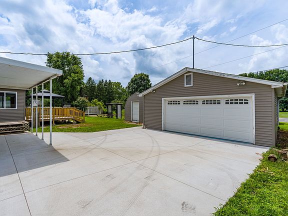 4th image of 217 Melodie Ln
