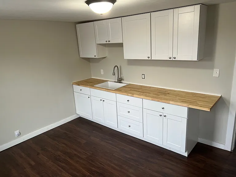 206 W Eads Pkwy #3 — Photo 2