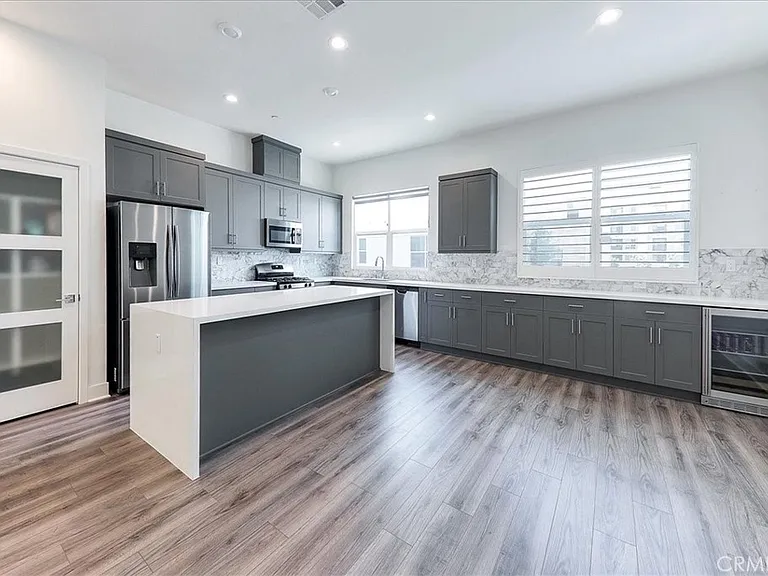 987 E Mason Ln #129 — Photo 11