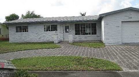 1st image of 320 NW 93rd Ter