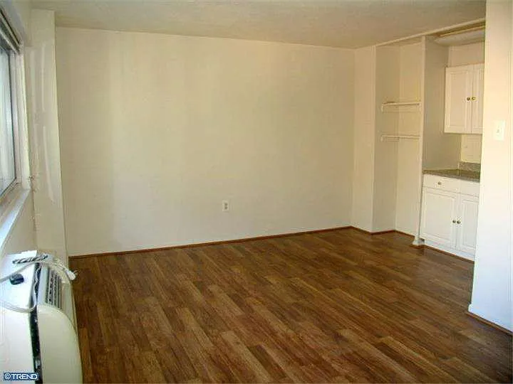 2101 Chestnut St #1214 — Photo 9