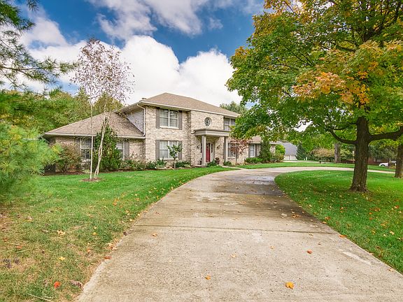 5th image of 3134 Williamsburg Way