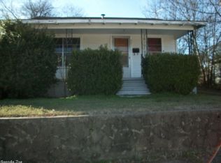 221 S 4th St, Benton, AR 72015