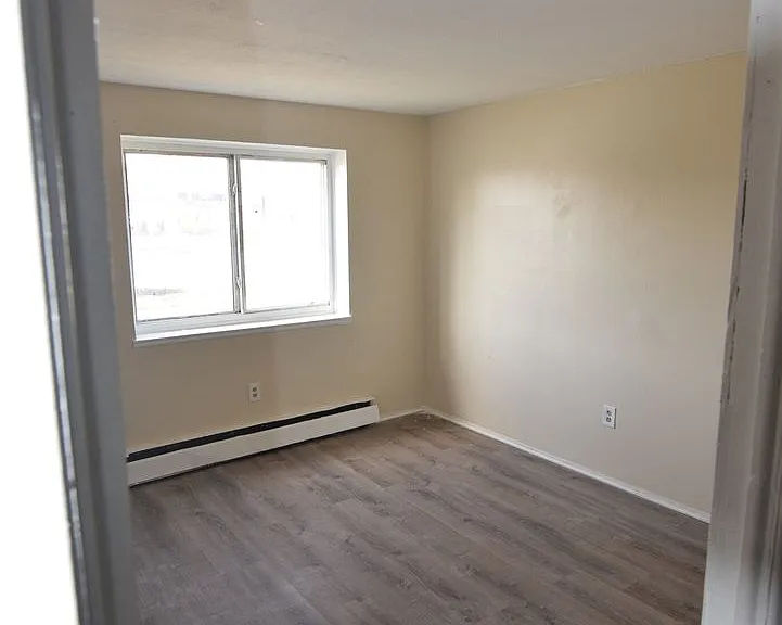 13420 Euclid Ave — Photo 90
