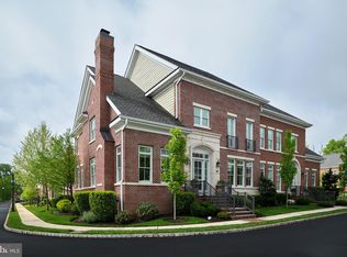 20 Meadowbrook Ct, New Hope, PA 18938