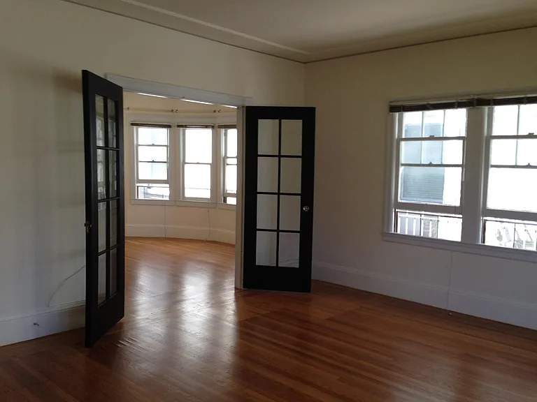 211 Hanover Ave #6 — Photo 5