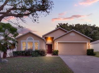 631 Sun Bluff Ln, Apopka, FL 32712