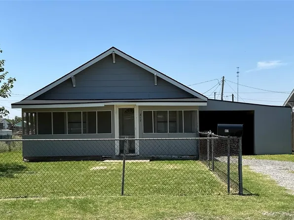 817 N Crain St, Altus, OK 73521