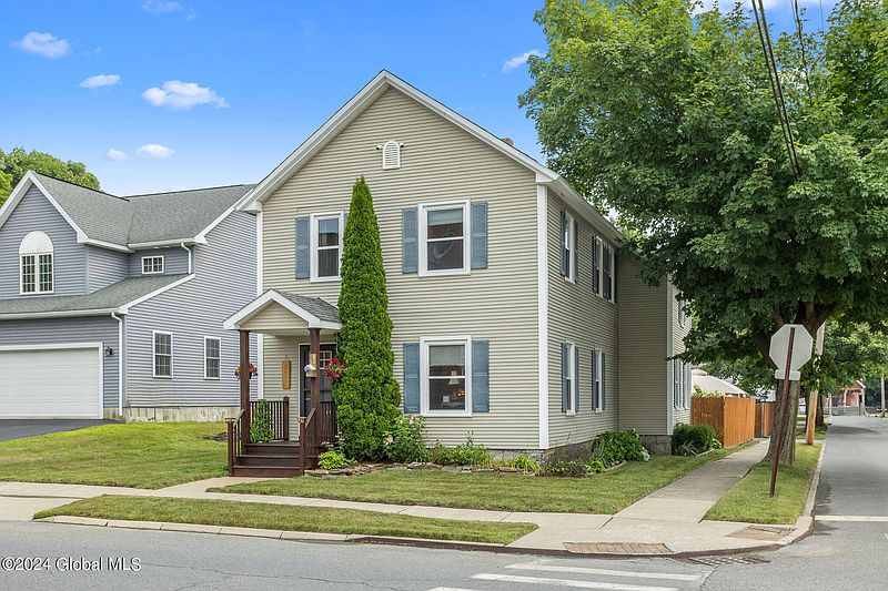 3rd image of 49 McDonald Street