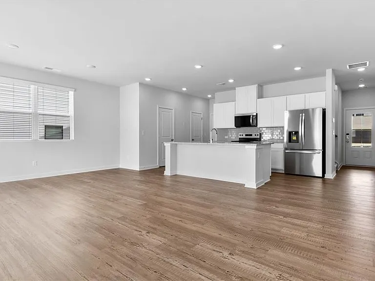 1803 Copelyn Reese Ct — Photo 1
