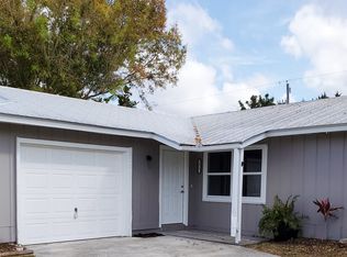 1917 SW Idaho Ln, Port Saint Lucie, FL 34953