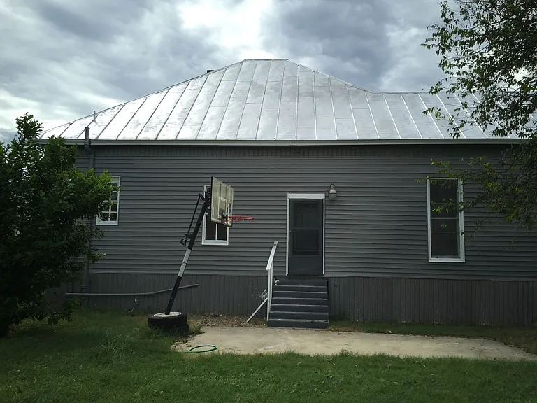 1018 S Olive St — Photo 12