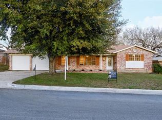 1967 Nottingham Blvd, Fort Worth, TX 76112