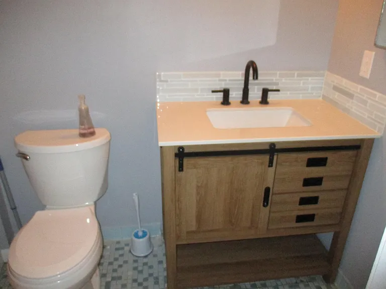 57103 Grand River Ave — Photo 7