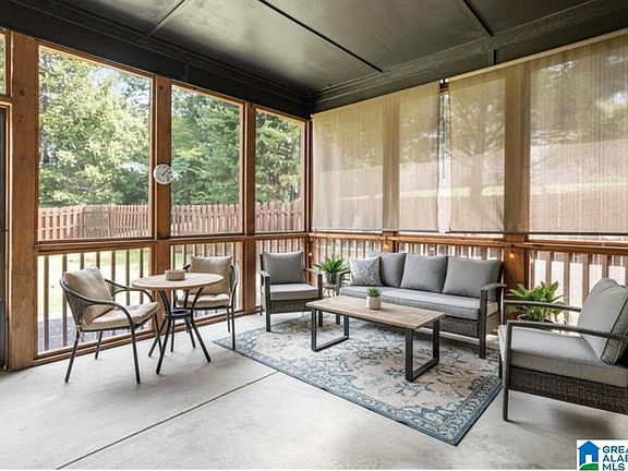 4th image of 565 Fultonbrook Dr