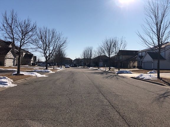 5th image of 1734 Newport Ln