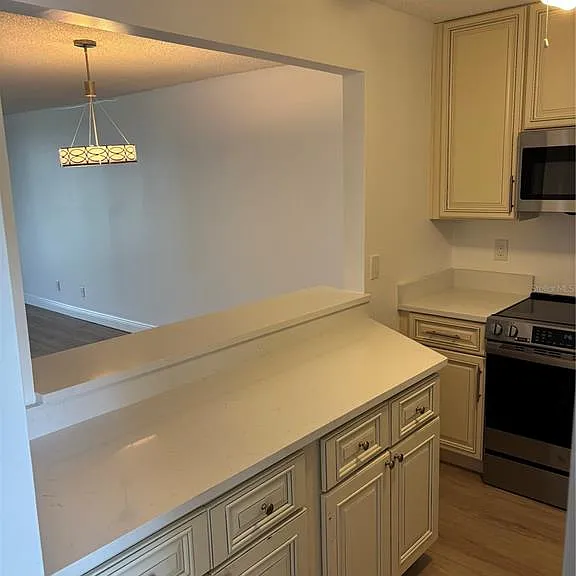 7405 Bay Island Dr S #220 — Photo 7