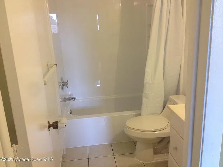 1471 Sheafe Ave NE #102 — Photo 19