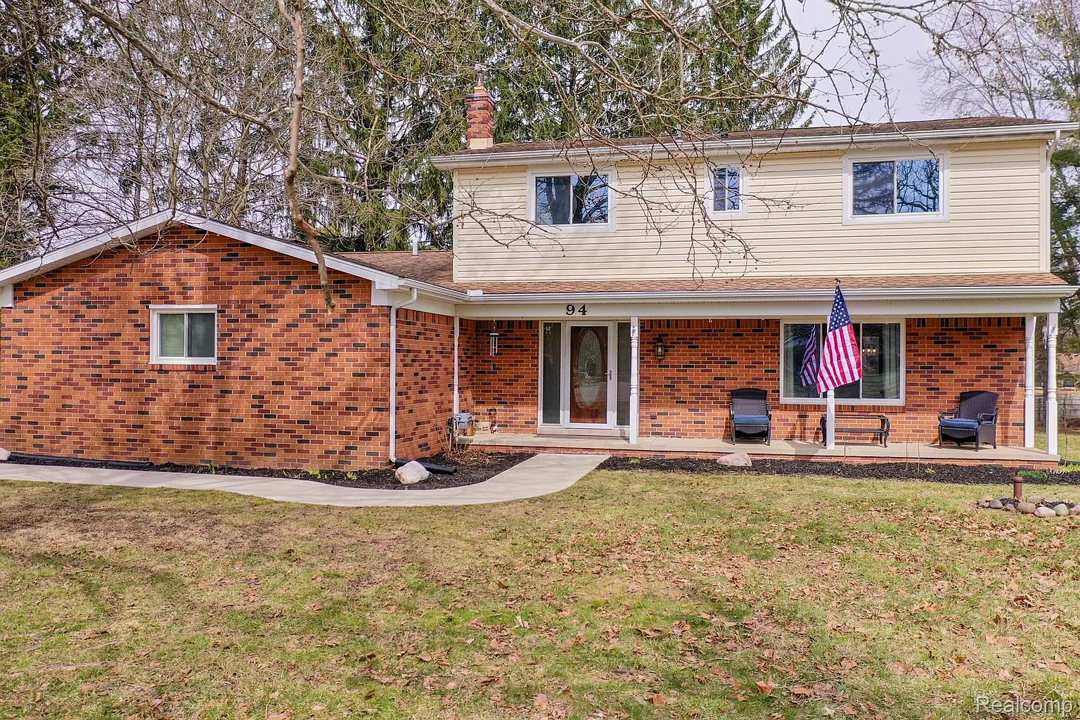 94 Robin Ct photo 1