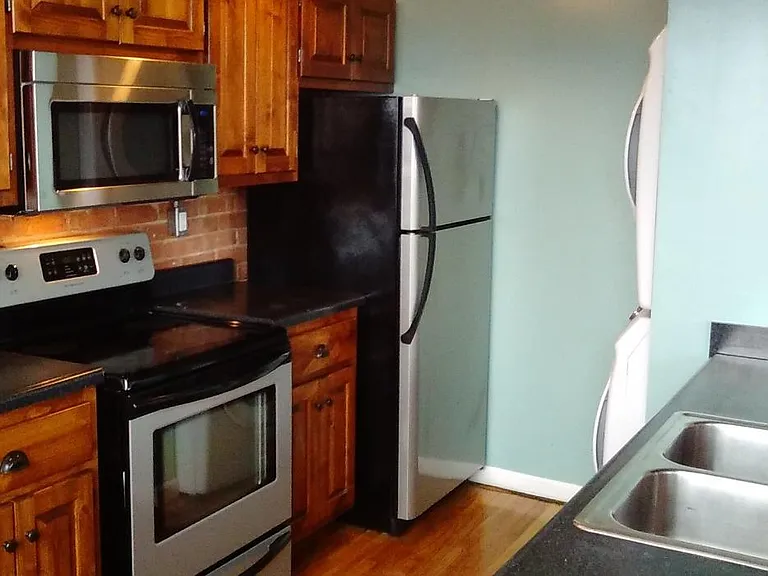145 W Pine St #L — Photo 3