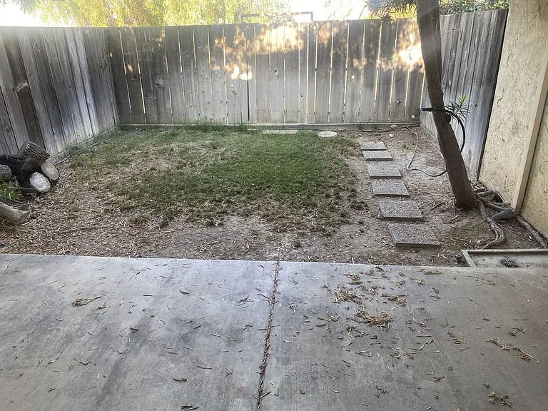 1529 Racquet Club Dr #B — Photo 9