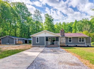 159 Country Creek Dr, Pickens, SC 29671