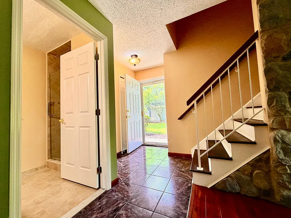 191 Prestwick Way #191