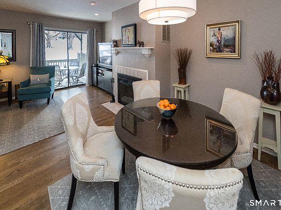 5th image of 121 Watch Hill Road #121