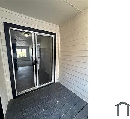 8507 S Flores St #104 — Photo 11