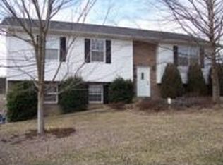 340 Valley Dr, Church Hill, TN 37642