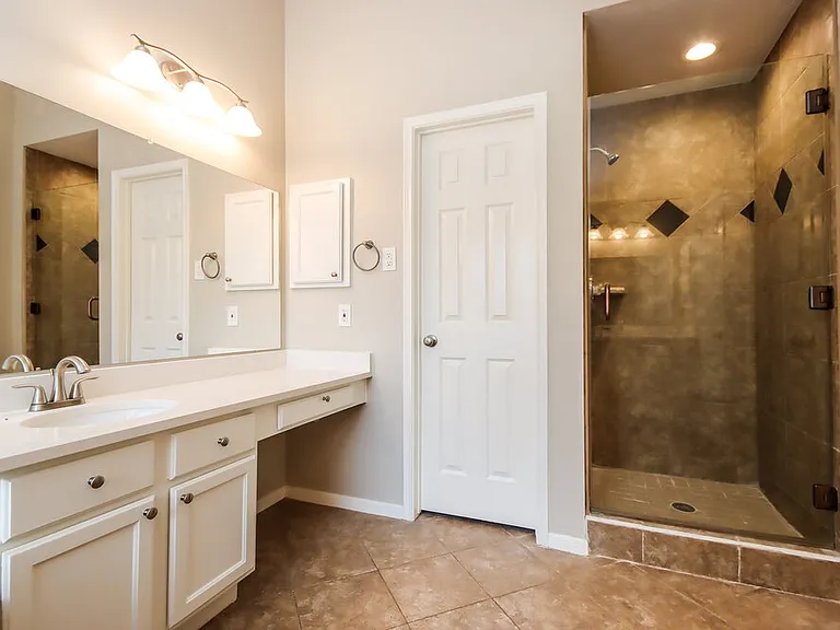 1414 Summer Rain Dr — Photo 12