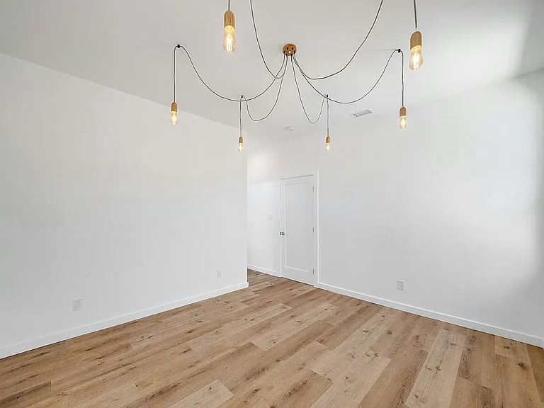 2322 Alta St — Photo 19