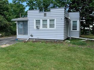 142 Bleacker Rd, Rochester, NY 14609
