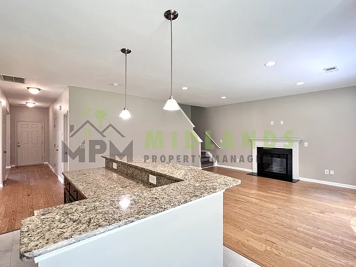 464 Edenhall Dr — Photo 21