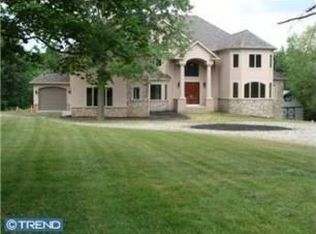 851 Cox Rd, Moorestown, NJ 08057