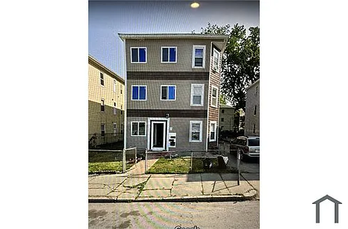 98 Maywood St Photo 1