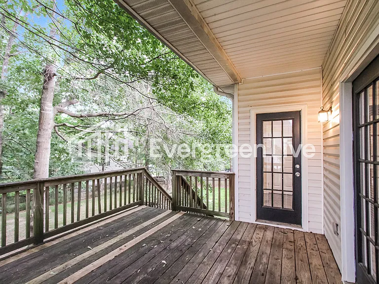 145 Hunter Hills Dr — Photo 13
