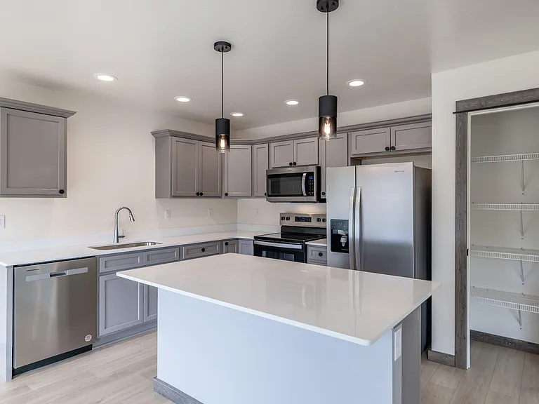 3384 Crosswind Ct — Photo 10