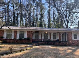 2996 Arrowood Dr, East Pt, GA 30344
