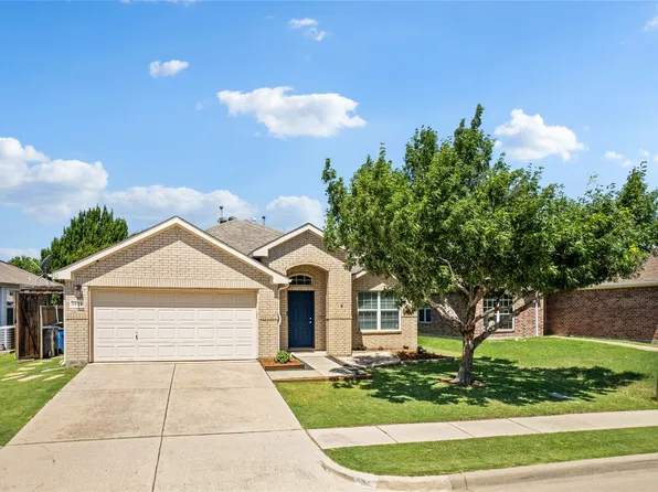 1824 Barton Springs Dr, Little Elm, TX 75068