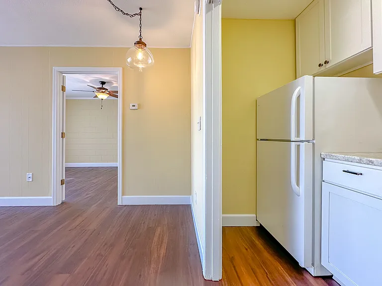 2241 W Pensacola St #27 — Photo 11