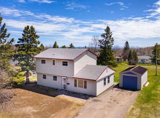 51 Edwards Dr, Silver Bay, MN