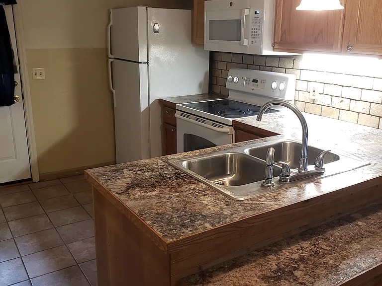 4224 Mountain View Cir #6 — Photo 5