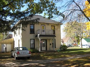 1003 8th St E #1, Menomonie, WI 54751