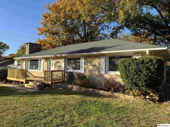 3340 Van Dorn St, Lincoln, NE 68506